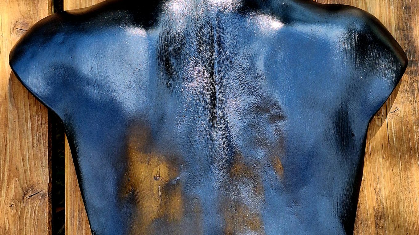 Moulage corporel de dos, mise en avant de la force personnelle